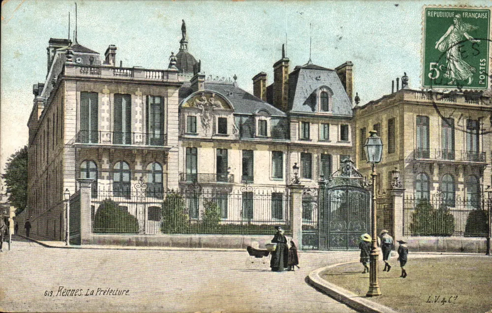 Rennes. A Prefeitura — editor L.V. & Cie, n° 613 - Frente