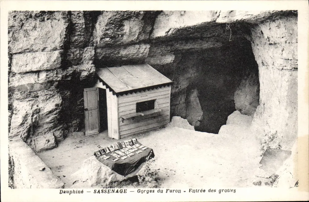 Sassenage — Gorges du Furon — Höhle Eingang — Dauphiné - Vorderseite