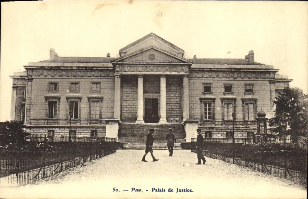 Pau — Palácio de Justiça — Sul — Pau — Palácio de Justiça. - Frente