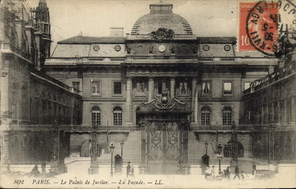 PARIS — O Palácio da Justiça — A Fachada — LL. — N° 802 - Frente