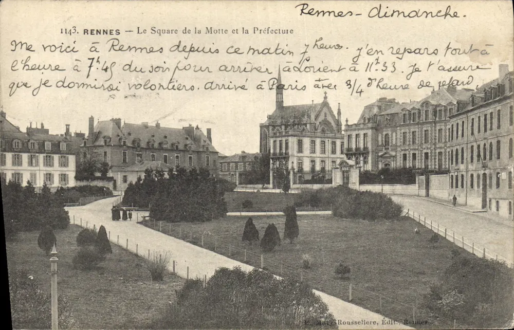 Rennes — O Square de la Motte e a Prefeitura — E. M. Roussellière, Editor, Rennes - Frente