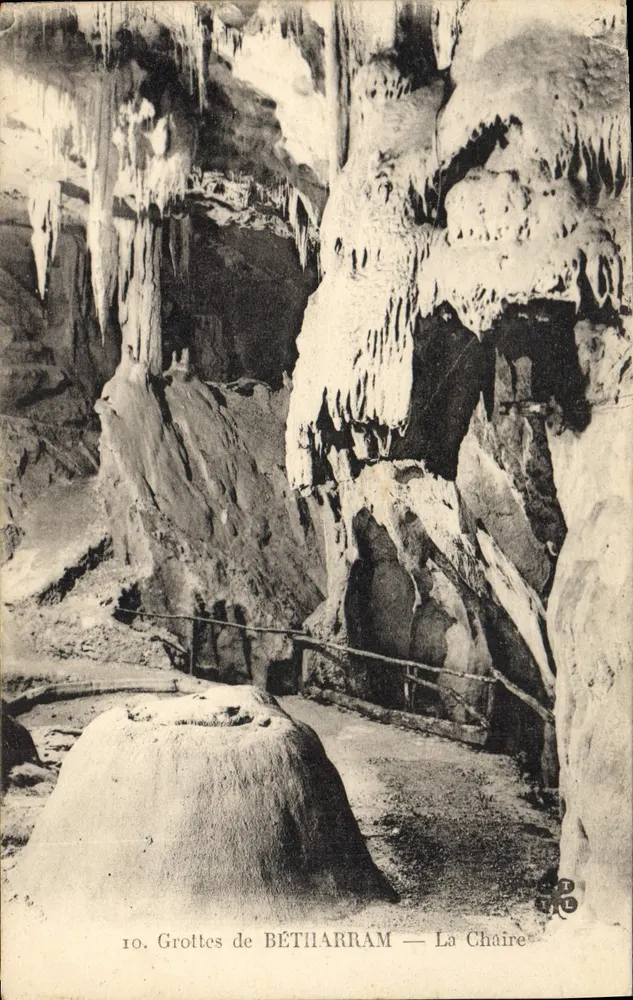 Grottes de BÉTHIARRAM — La Chaire — n°10 - Frente