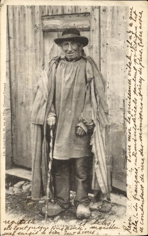 Antigo habitante da Auvergne — Le Puy-en-Velay — Lib. Fouté-Béal, 21, rue de l'Écu, Clermont-Ferrand - Frente
