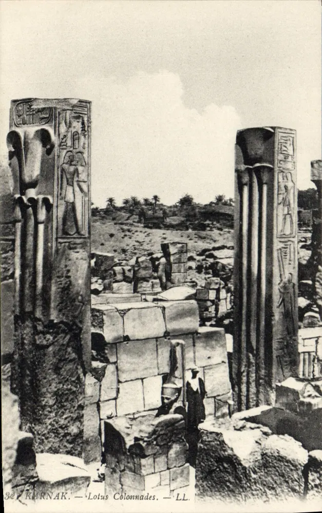 Karnak — Colunatas de Lótus — LL - Frente
