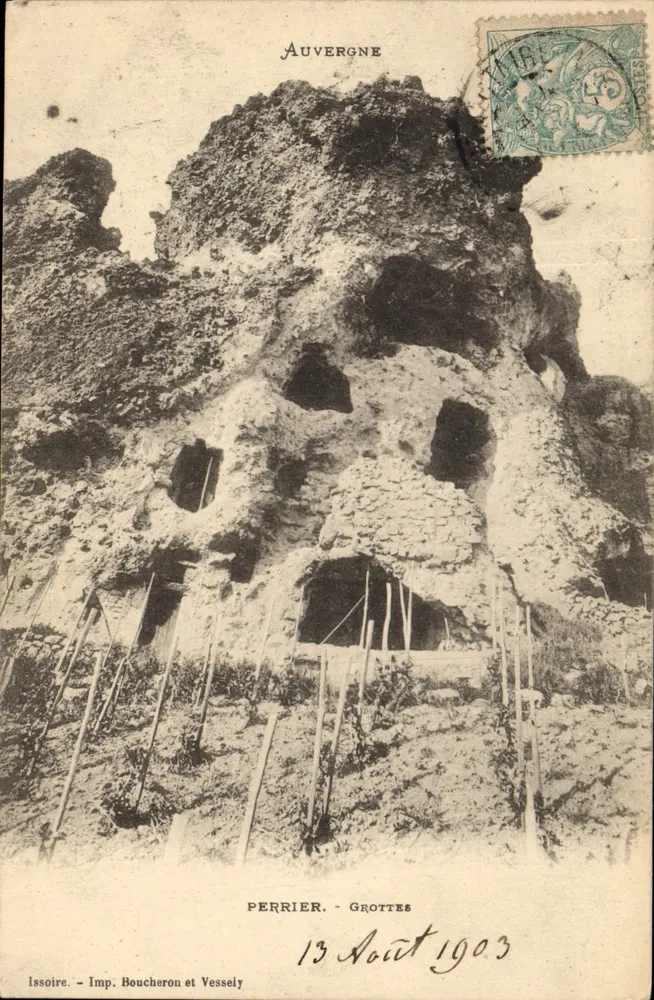 Auvergne — Grottes de Perrier — Imp. Boucheron et Vessely - Frente