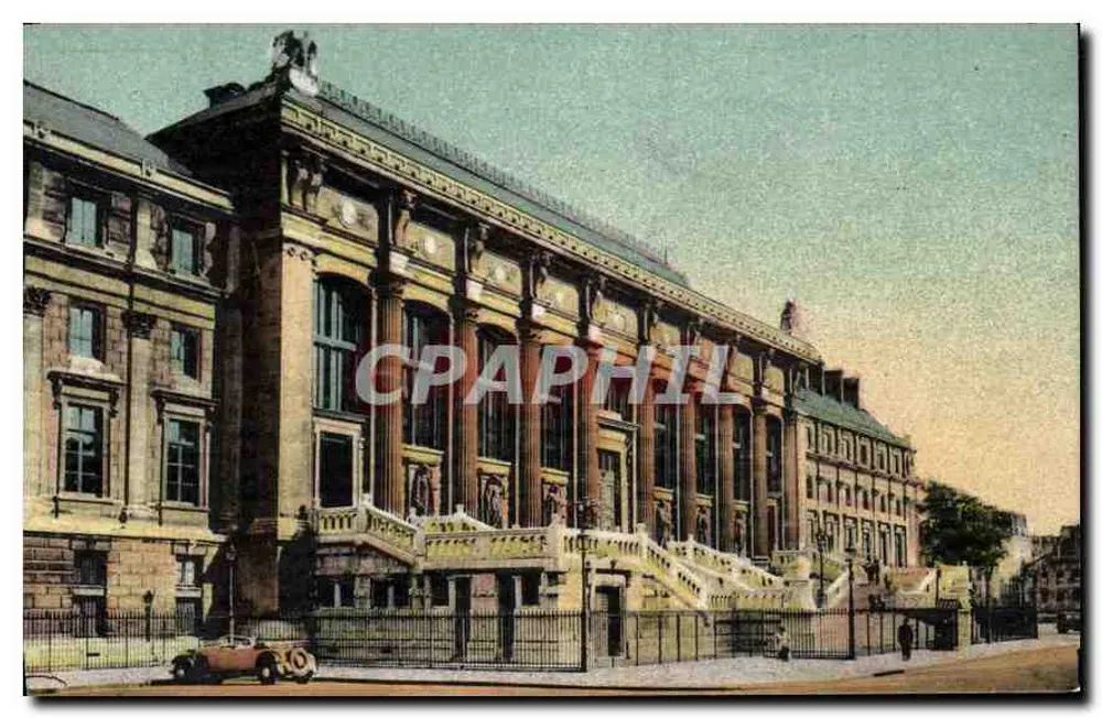 Palácio da Justiça de Paris — vista do edifício com carro da época — editor Paris, n° 177 - Frente