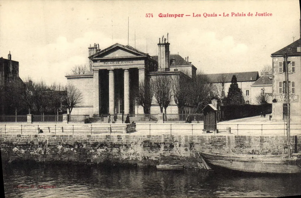 Quimper — Os Quais — O Palácio de Justiça — Editor Anglaret, n° 574 - Frente
