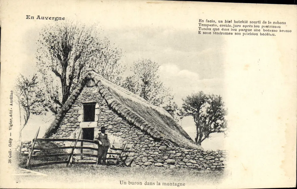 Ein Steinbauernhaus mit Strohdach in den Bergen — Auvergne — Gély, Vigier, Verlag Audillac, Nr. 38 - Vorderseite