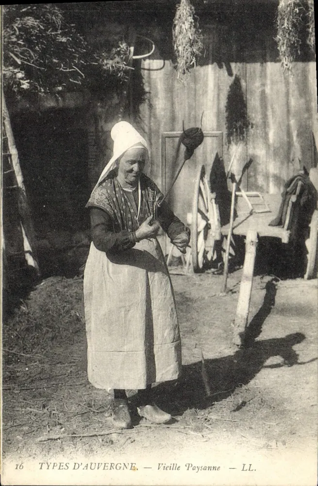 Alte Bauernfrau — LL. — Typen der Auvergne n°16 - Vorderseite