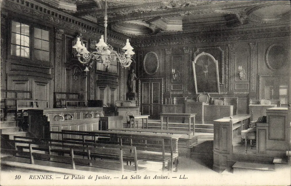 Rennes — Das Palast der Gerechtigkeit — Der Saal der Assisen — LL. — Nr. 10 - Vorderseite