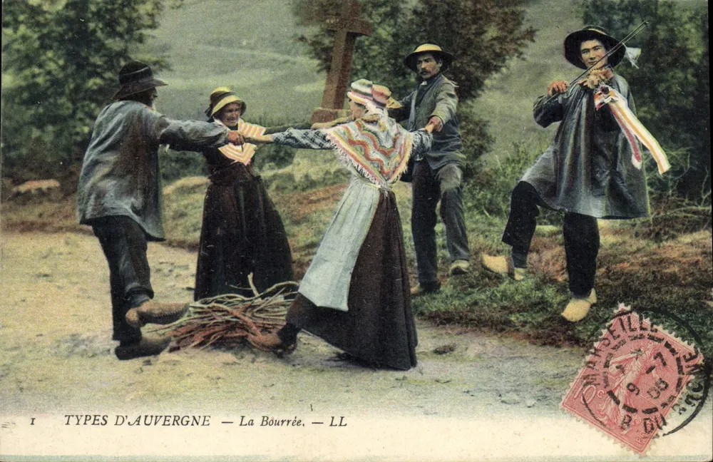 Tipos de Auvergne — A Bourrée — LL - Frente