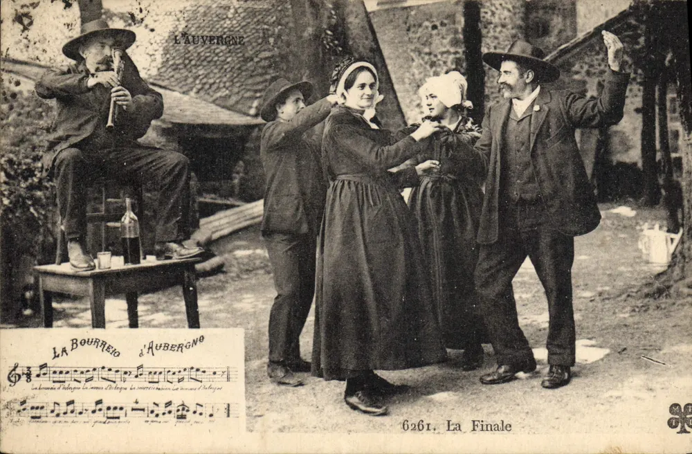 A Dança da Auvergne — A Final — Editor La Bourrée d'Auvergne, n° 6261 - Frente