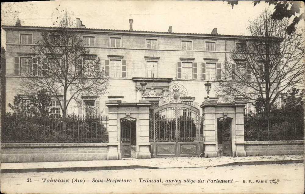 Trévoux (Ain) - Untere Präfektur - Gericht, ehemaliger Sitz des Parlaments — B.F., PARIS - Vorderseite