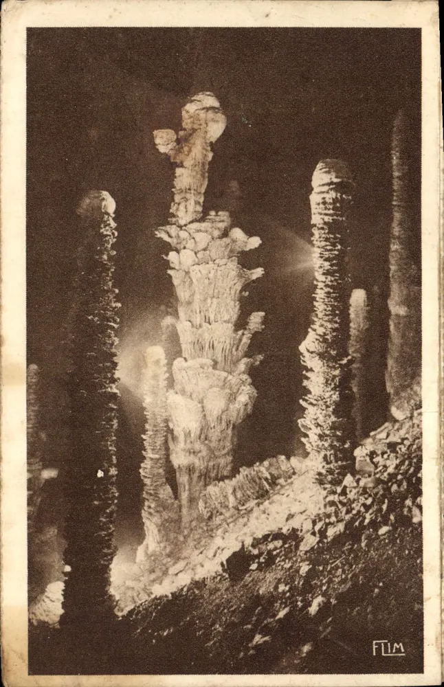Gruta de la Selva — En la Selva — Virgen — Editor LAVEN-ARMAND, n°15 - Anverso