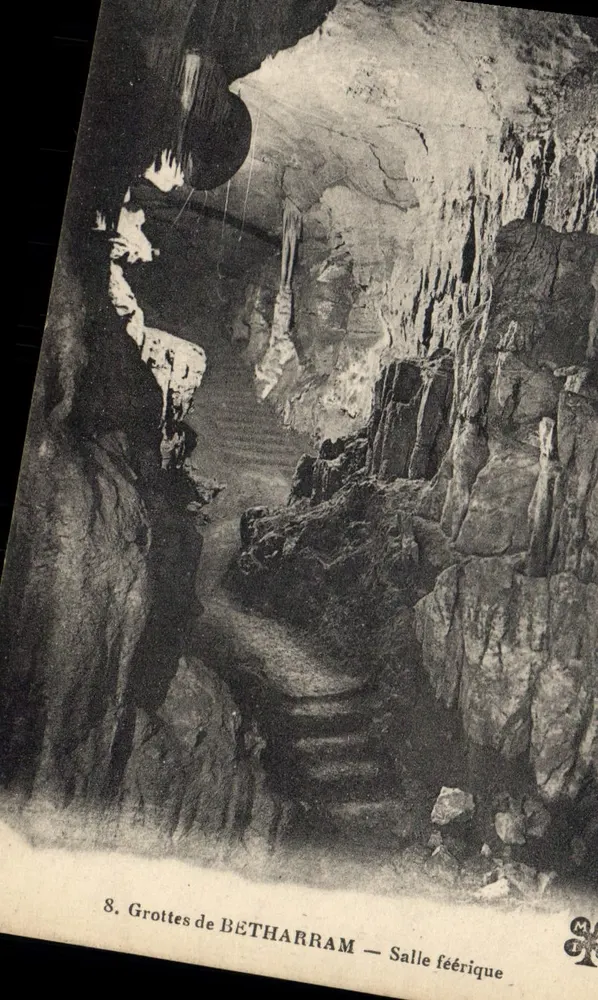 Grutas de BETHARRAM — Sala Férrea — Imprimé Illustré n°8 - Frente