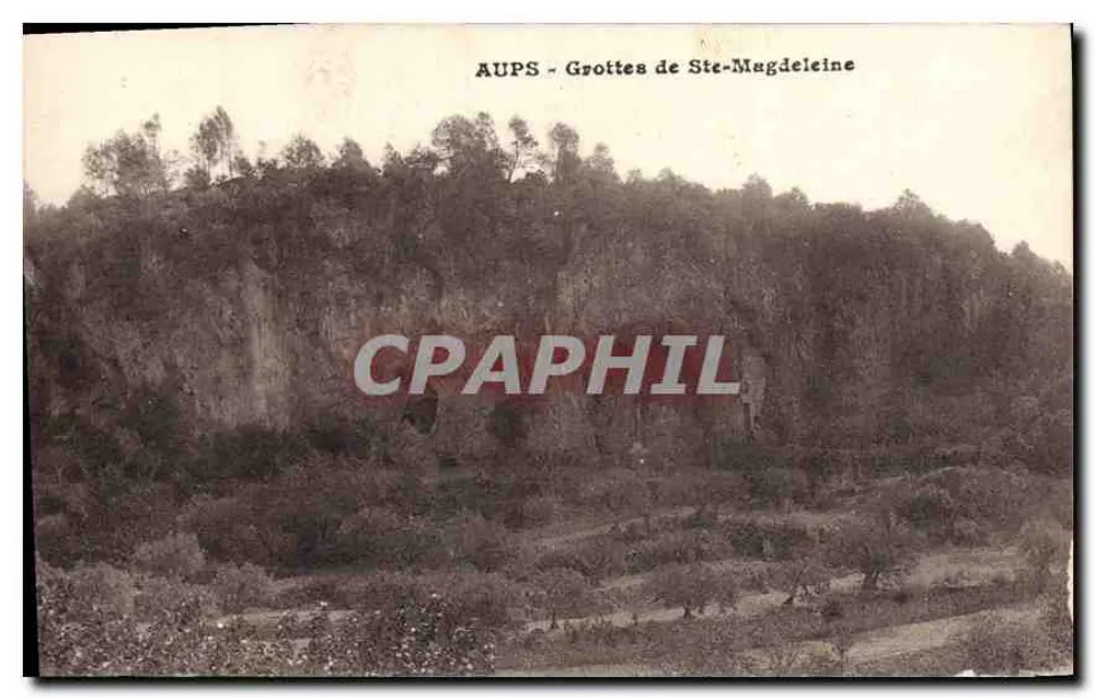 Aups - Grutas de Santa Magdalena — vista panorâmica das falésias e do paisagem — editor não visível - Frente