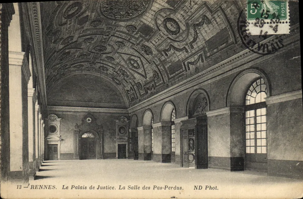 Rennes. Das Palais de Justice. Die Salle des Pas-Perdus — ND Fotografie, Nr. 13 - Vorderseite
