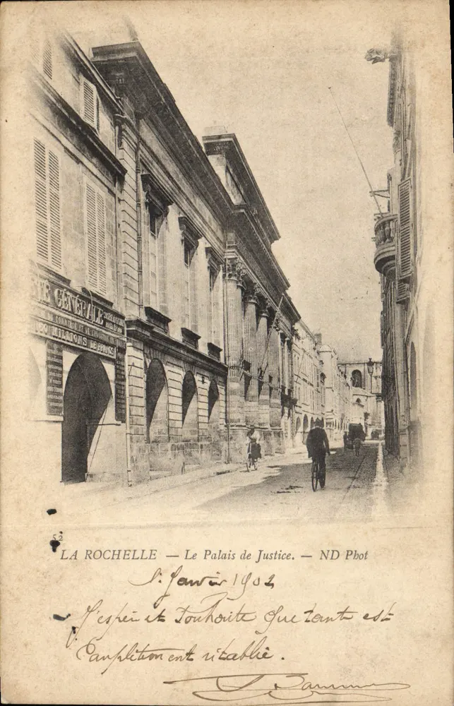 La Rochelle — O Palácio de Justiça — ND Phot - Frente