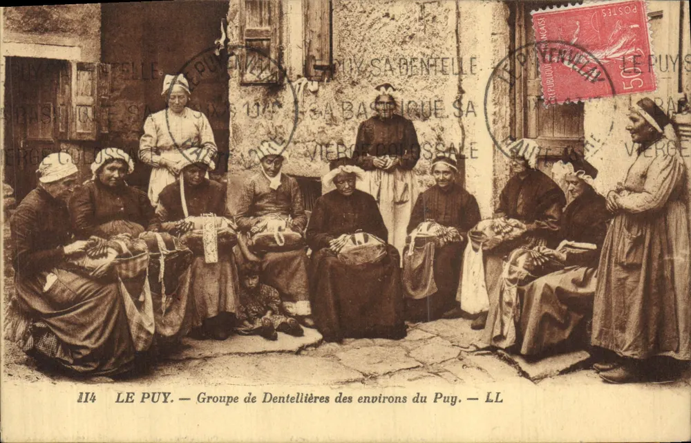 Le Puy — Gruppe der Dentellières aus den Umgebungen von Le Puy — LL - Vorderseite