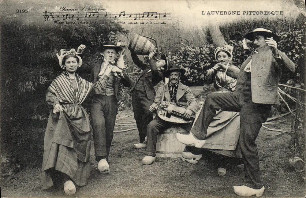 A Auvergne pitoresca — Canção da Auvergne — V.D. editor, n° 3195 - Frente