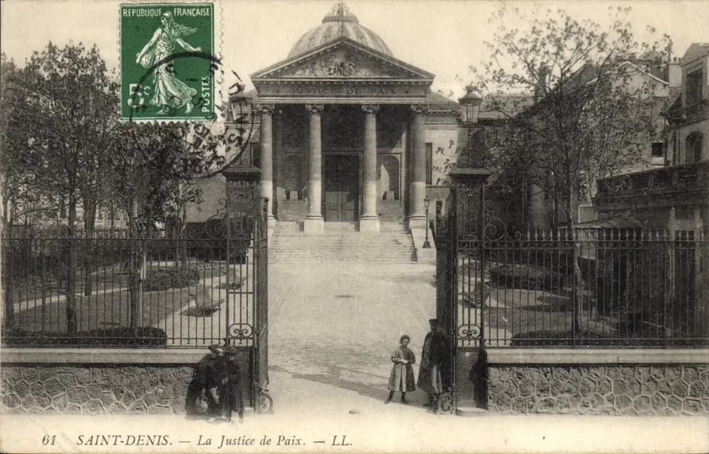 Saint-Denis — A Justiça de Paz — LL. - Frente