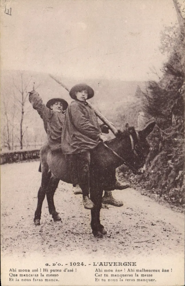 Dois meninos em um jumento — L'Auvergne — G. D'O. n° 1024 - Frente