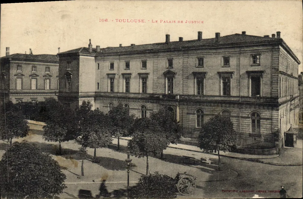 Toulouse - O Palácio de Justiça — Fotografia Larouque, Toulouse, n°106 - Frente