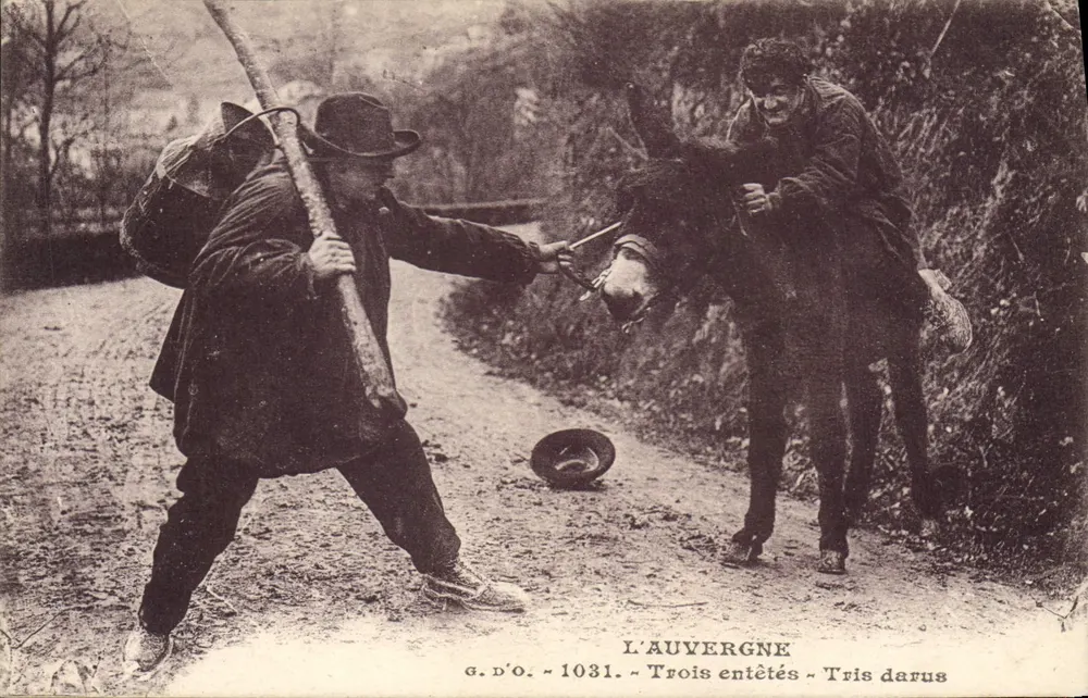 L'Auvergne — Drei Sturköpfe — Verlag G. D'O. n° 1031 - Vorderseite