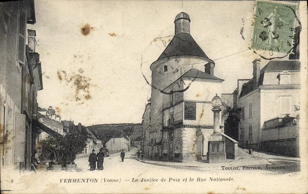 Vermenton (Yonne) — Das Friedensgericht und die Nationale Straße — Toulot, Verlag, Auxerre - Vorderseite