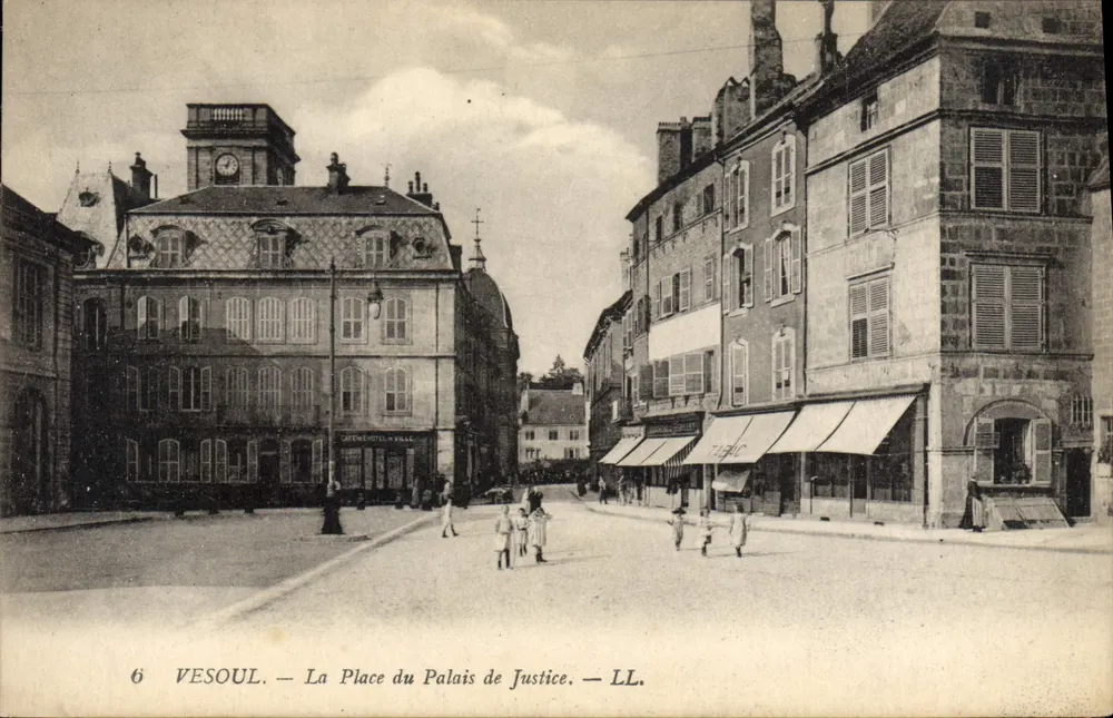 Vesoul — Die Place du Palais de Justice — LL. - Vorderseite