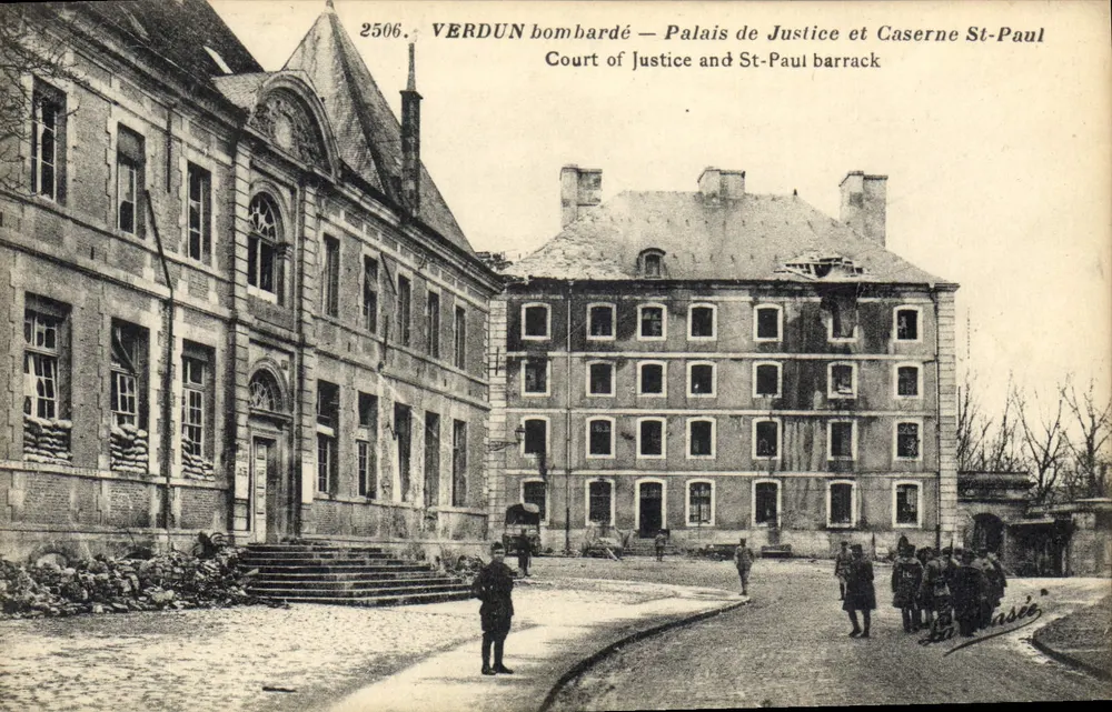 Bombardierter Verdun — Palast der Gerechtigkeit und St-Paul-Kaserne — Verleger Gaudinâre, Nr. 2506 - Vorderseite