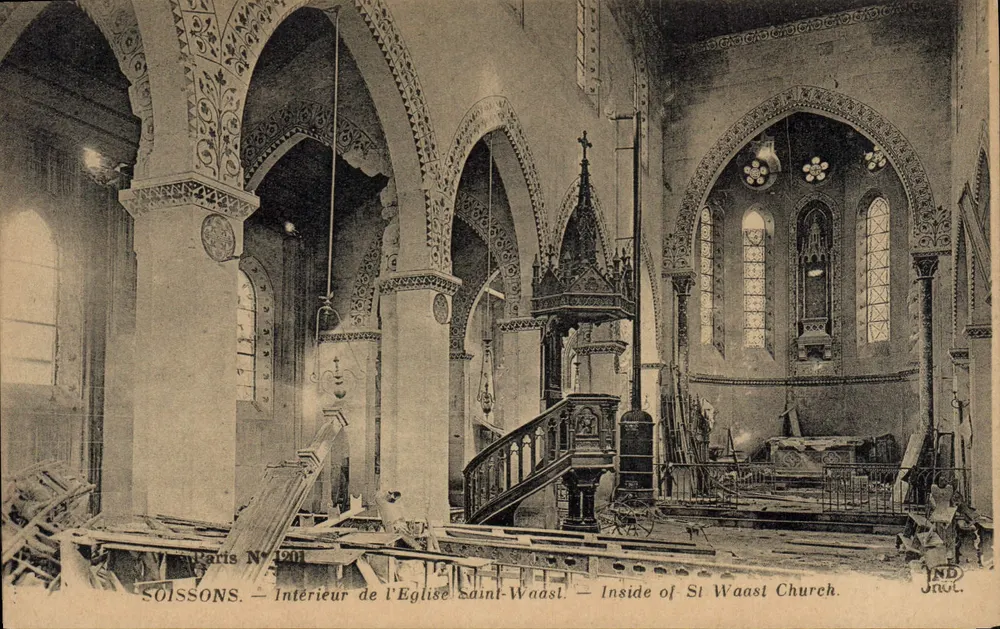 Soissons — Innenansicht der Kirche Saint-Waast — Jaul. Nr. 120 - Vorderseite