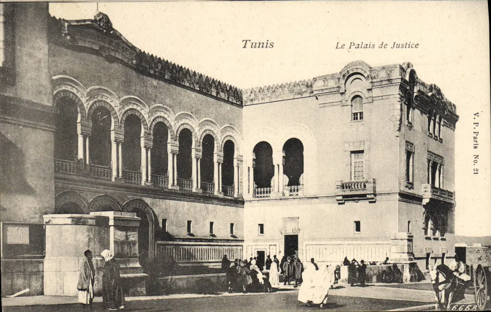 Tunis — Het Paleis van Justitie — V.P. Parijs Nr. 21 - Voorkant