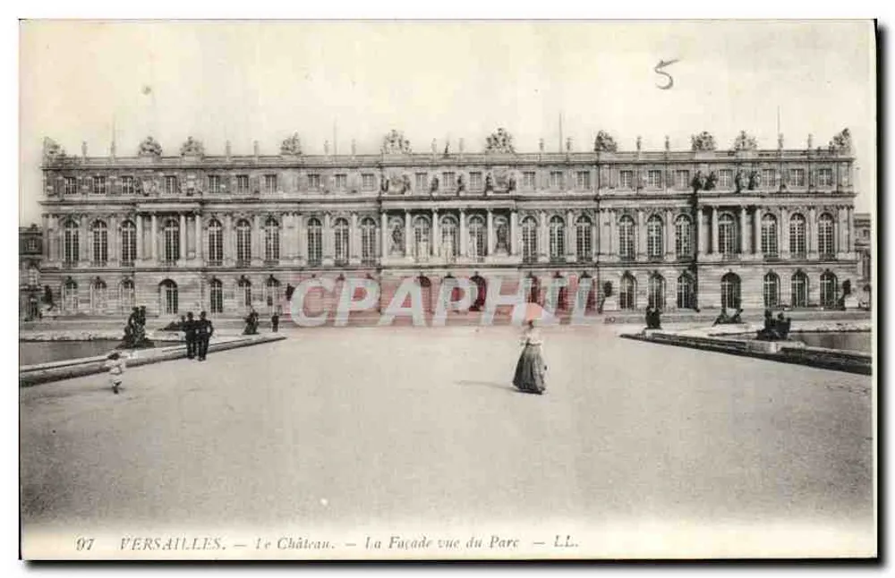 Versailles — O Castelo — A Fachada vista do Parque — LL. n°97 - Frente