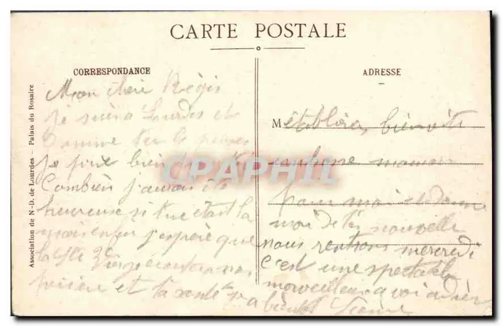 Lourdes - A Virgem Coroada — estátua monumental com visitantes — editor não identificado - Verso