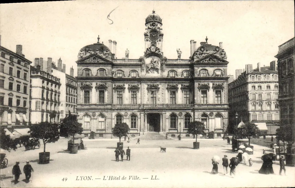 LYON — O Hotel de Ville — LL. — n°49 - Frente