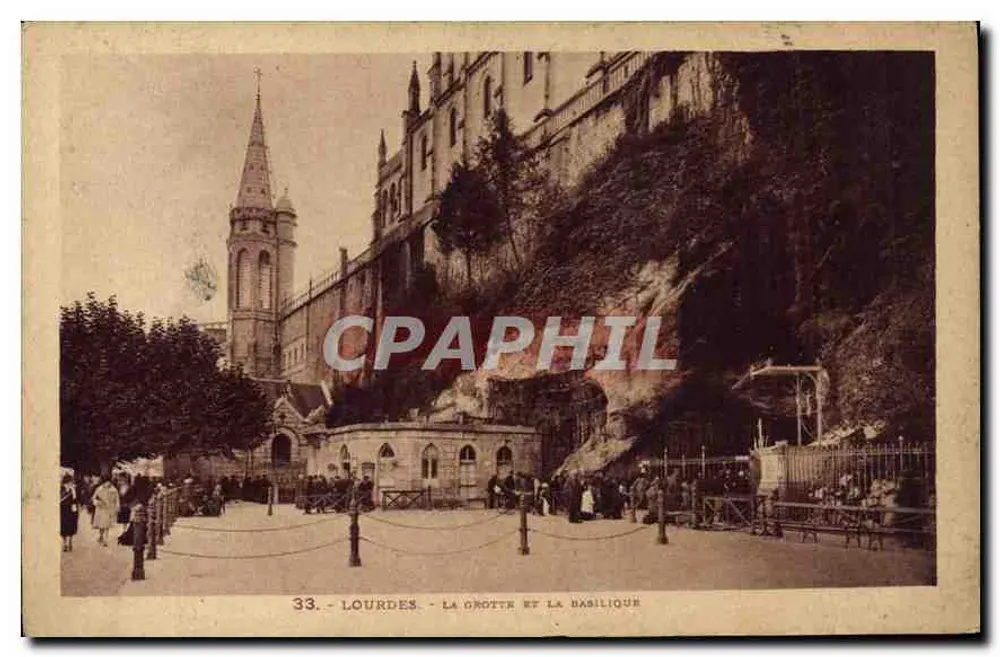 Lourdes - A Grotta e a Basílica — n°33 - Frente