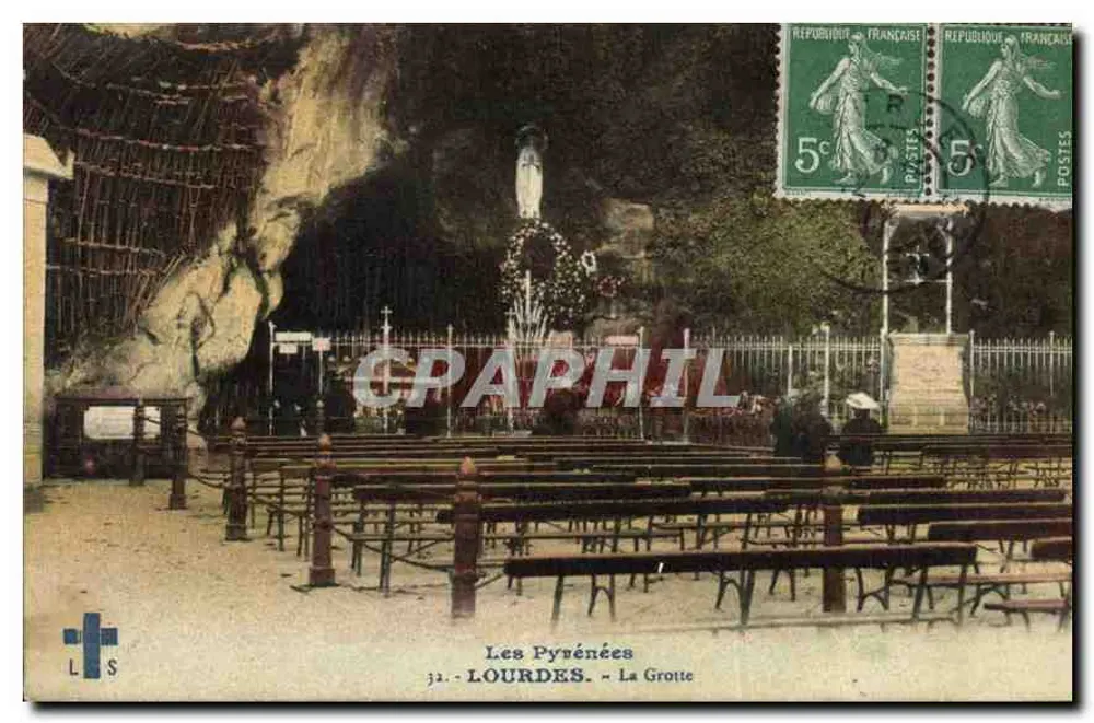 As Pirineus - Lourdes - A Gruta - Frente