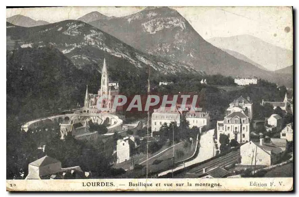 LOURDES. — Basilika und Aussicht auf den Berg. — Ausgabe F. V. - Vorderseite