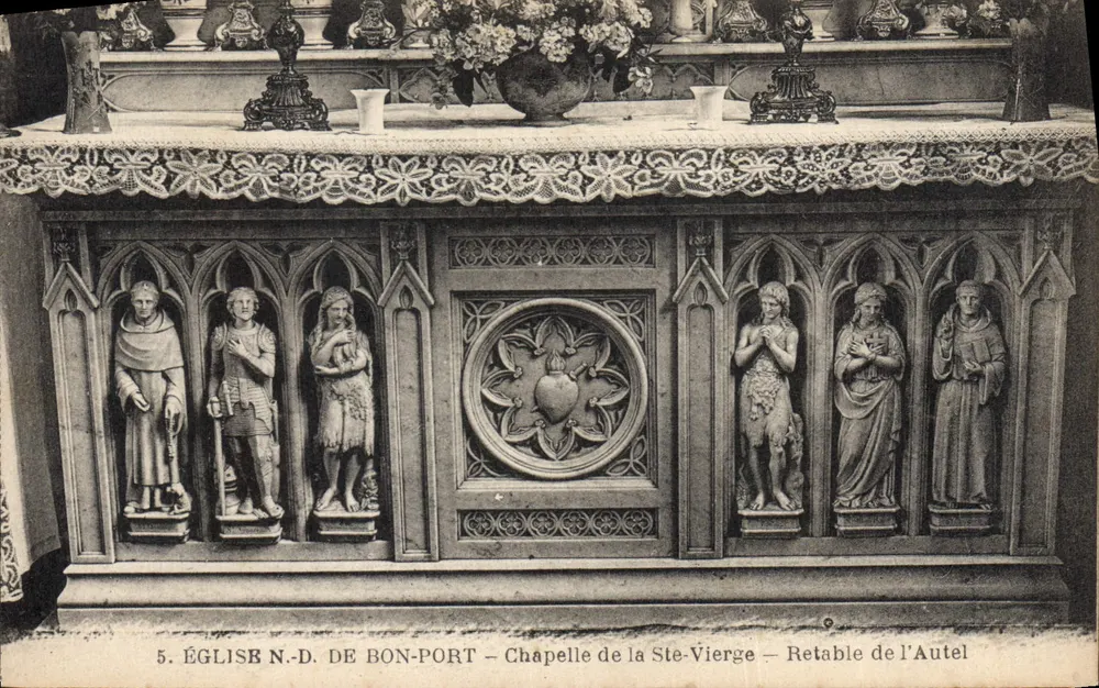 Kirche N.-D. von Bon-Port – Kapelle der Heiligen Jungfrau – Altarretabel - Vorderseite