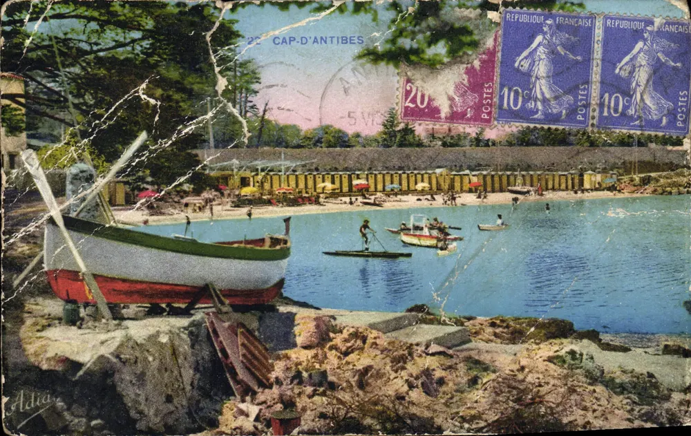 Cap-d'Antibes — praia e barcos — Aldia - Frente