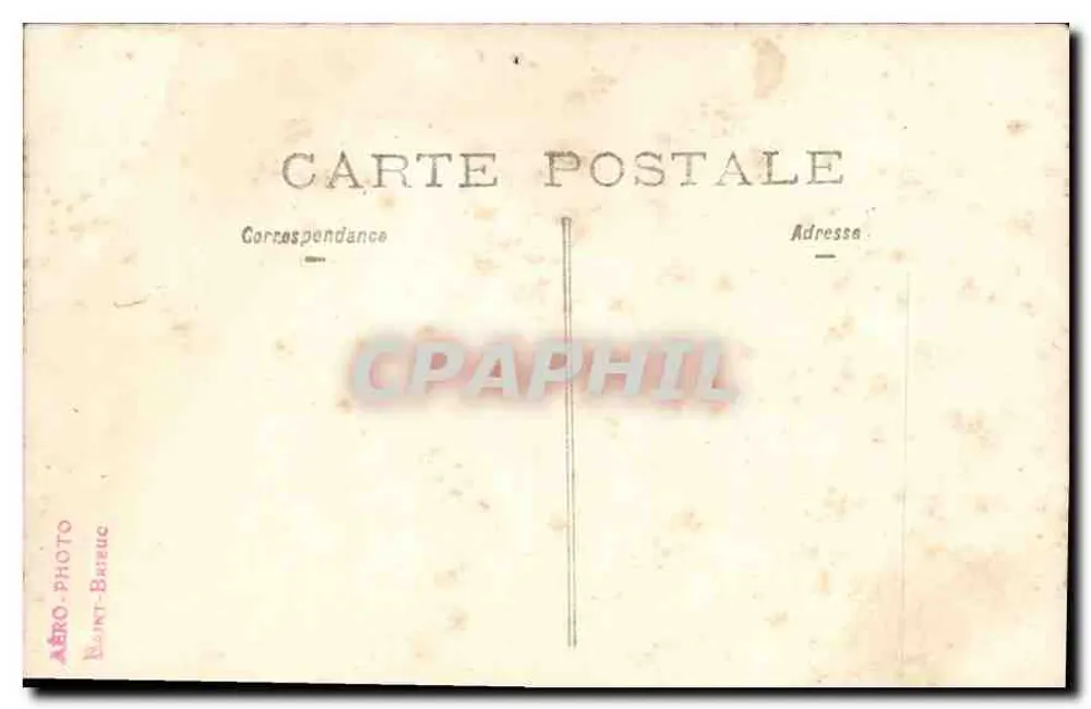 Gruppe Soldaten und Krankenschwester — Vor einem Gebäude — Aéro-Photo, Saint-Brieuc - Rückseite