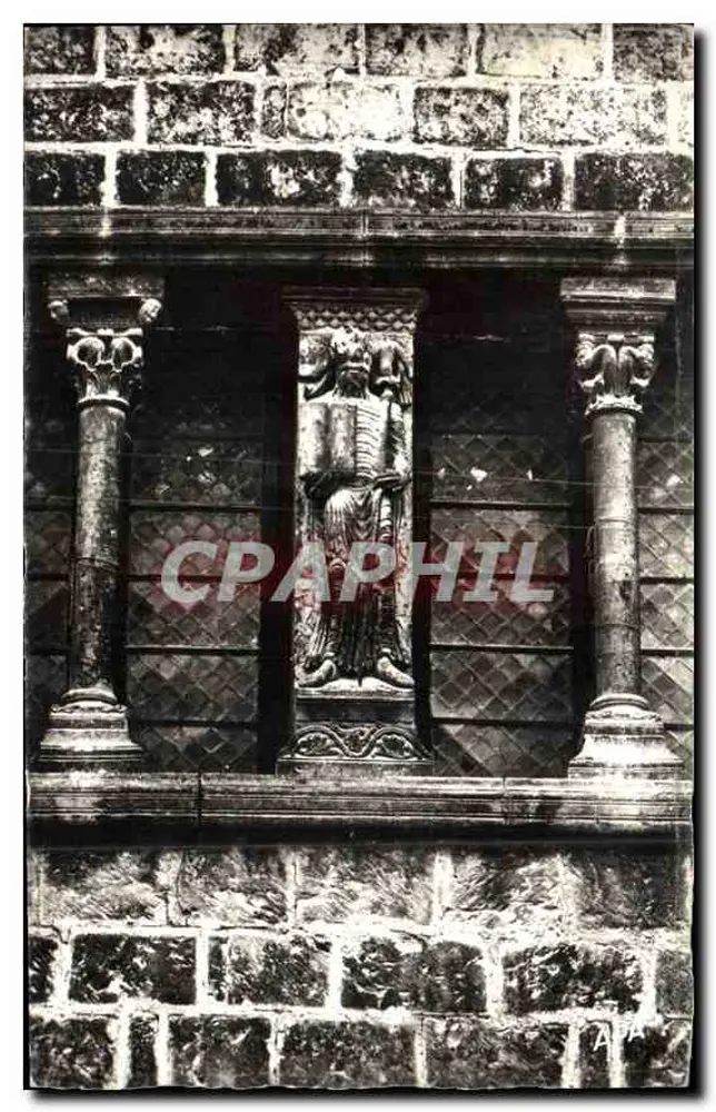 Fassade des Salomon-Monuments — Saint-Antonin-Noble-Val — Gesellschaft der Ansichtskartenverleger APA-POUX - Vorderseite