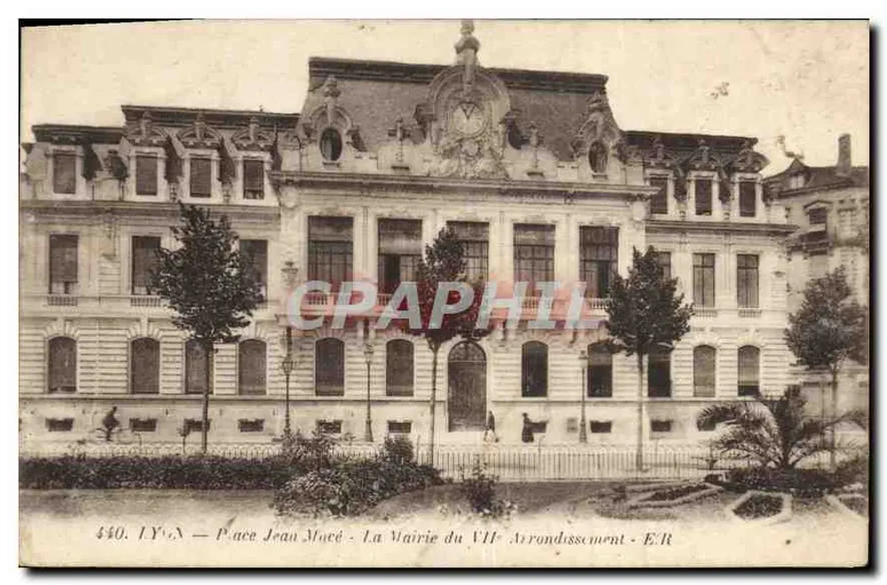Lyon — Place Jean Macé — Das Rathaus des VIII. Arrondissements — E.A.R. - Vorderseite