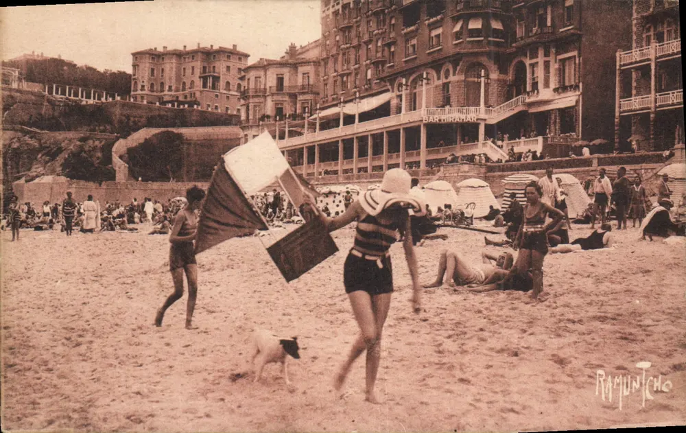Praia de Biarritz — cena de banho — Ramunicho - Frente