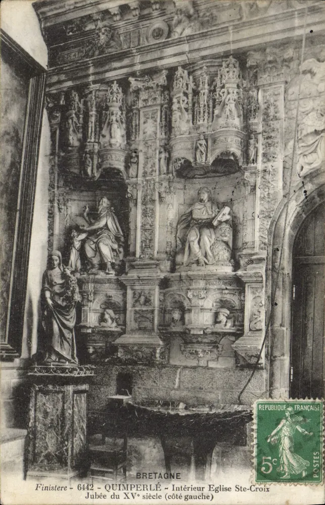 Innenansicht der Kirche Sainte-Croix - Jubée des 15. Jahrhunderts (linker Bereich) - Quimperlé - Vorderseite
