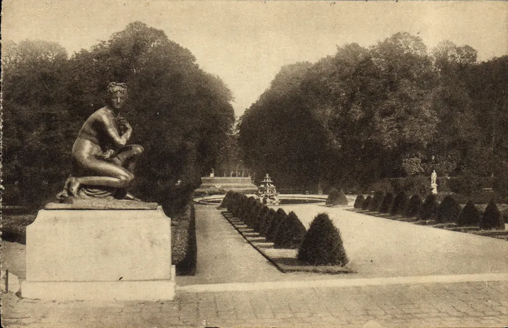 Nordparterre - Die Nymphe - Versailles - Vorderseite