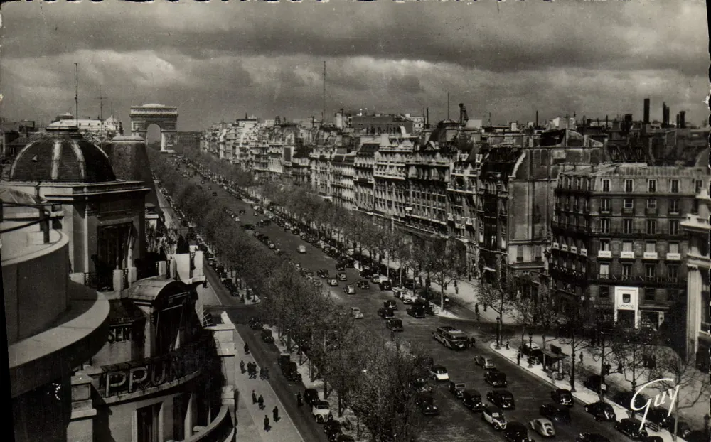 Champs-Élysées — Panoramablick mit dem Triumphbogen — Verlag Guy, n°308 - Vorderseite