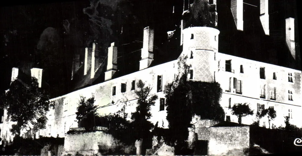 Gien (Loiret) — Das beleuchtete Schloss — Combier Imprimerie - Vorderseite