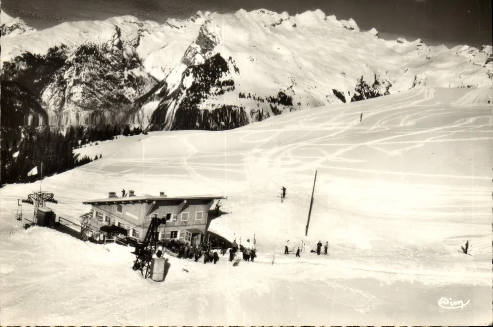 Samoens — Plateau des Saix (alt. 1650 m.) — Cimy - Vorderseite